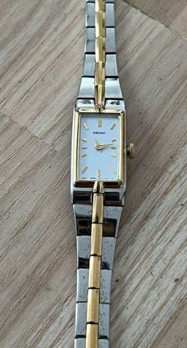 Seiko  Luxury Vintage Ladies Watch Two-Tone Bracelet White Rectangular Dial