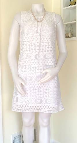 Laundry by Shelli Segal white lace sleeveless dress