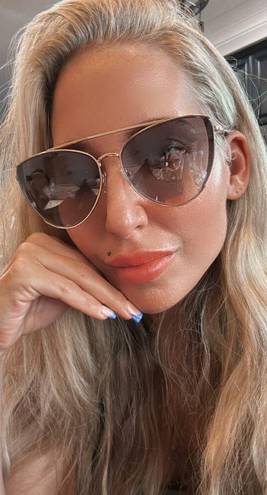 Oscar de la Renta Designer  Gold Cat Eye Aviator Sunglasses Jordana Summer