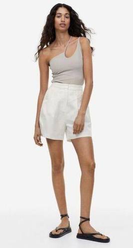 H&M  High Waisted Linen Blend White Shorts