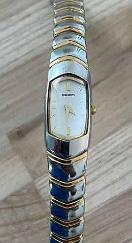 Seiko  Rare Vintage Ladies Watch Curved Crystal White Dial Two-Tone Bracelet