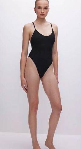 Good American  black always fits one swimsuit one piece size 3/4 L/XL