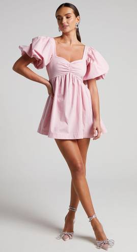 Showpo VASHTI MINI DRESS - PUFF SLEEVE SWEETHEART DRESS IN LIGHT PINK