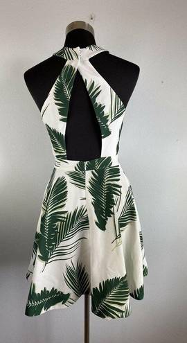 C/MEO COLLECTIVE  Revolve Witness Fit Flare Dress S Small Tropical Leaf Pine Maui