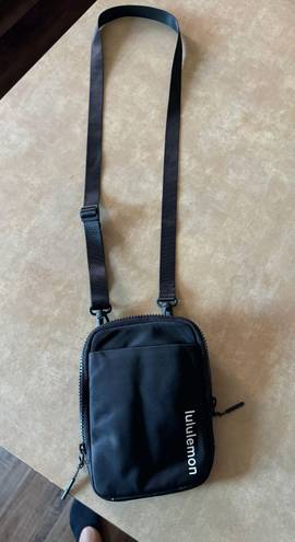 Lululemon Easy Access Crossbody Bag