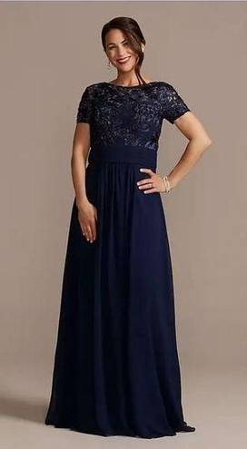 Oleg Cassini  Floor Length Sheath Gown with Lace Bodice Size 16W Light alteration