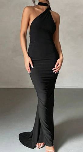 BLACK ONE SHOULDER BACKLESS FORMAL MAXI DRESS WITH SCARF