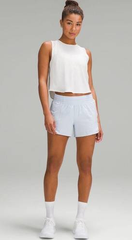 Lululemon Hotty Hot High-Rise Line Short 4” Size 8 Windmill