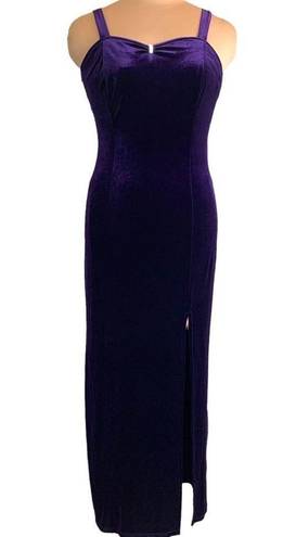 Onyx Vintage 90s  Night Dress Evening Gown Purple Velvet Sweetheart Neckline Maxi