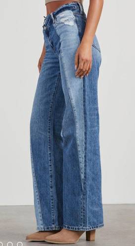 VICI Sammie Tonal High Rise 90S Jeans - Medium Wash / 28