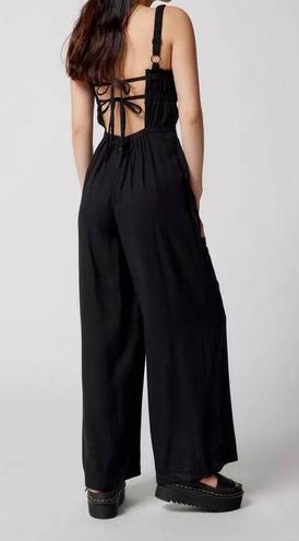 Urban Outfitters Lovas Linen Strappy-Back Jumpsuit