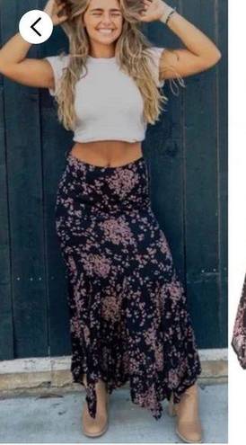 Free People  back seat glamour floral skirt size 4