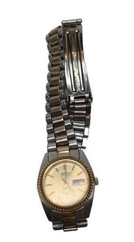 Seiko Vtg  Watch Women Gold Tone 3E23-0A60 With Date Indicator No Battery Parts