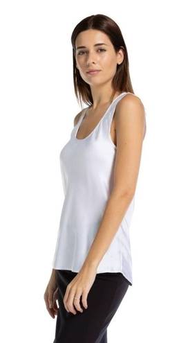 Mulberry Fishers Finery woman’s 100% pure  silk camisole in a silver color