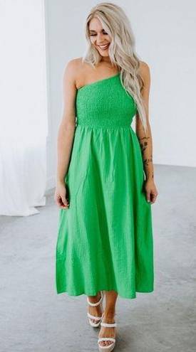 Davi & Dani Boutique Green Cutout Smocked Midi Dress