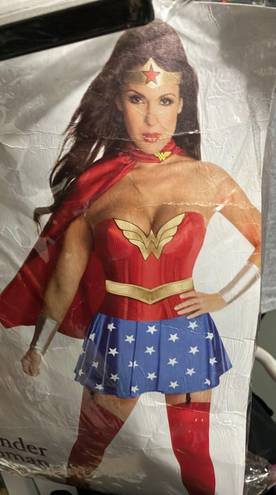 Wonderwoman costume NEW Red