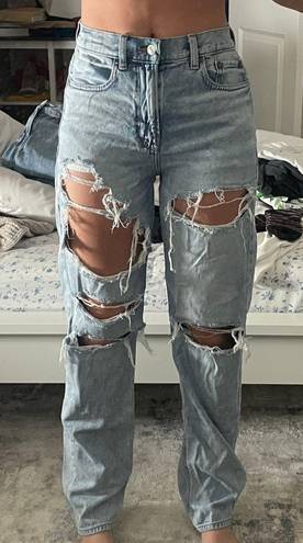 American Eagle Outfitters Ripped Mom Jeans