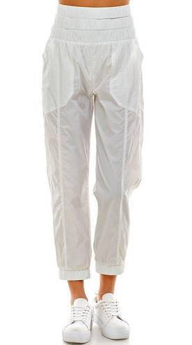 TCEC | Smocked Waist Jogger with Pockets | White | S | CP9480 | Sample Sale