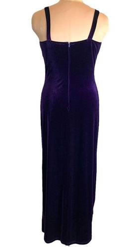 Onyx Vintage 90s  Night Dress Evening Gown Purple Velvet Sweetheart Neckline Maxi