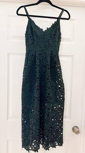 ASTR  The Label Embroidered Lace Midi Dress Hunter Green sz Small