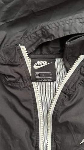 Nike Windbreaker Zip-Up Jacket Size M