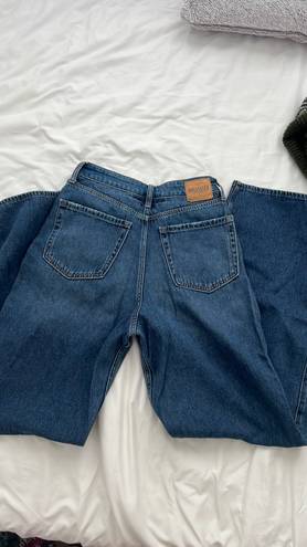 Hollister High-Waisted baggy Jeans