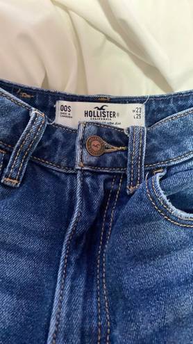 Hollister Jean