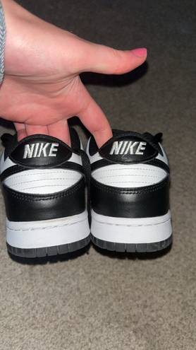 Nike Panda Dunks