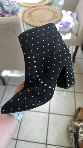 Gianni Bini Black Heeled Booties