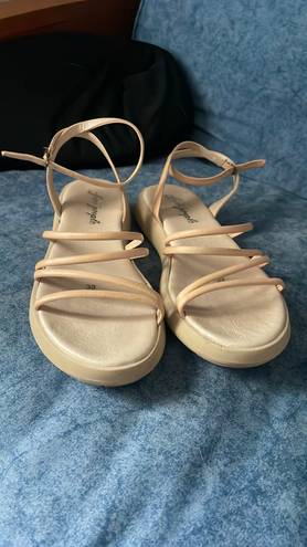 Free People Vivienne Strappy Sandal - Nude/Beige