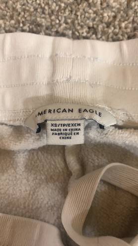 American Eagle White Sweatshorts Size Xs