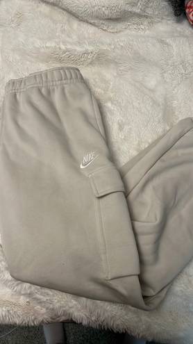 Nike Cargo Joggers