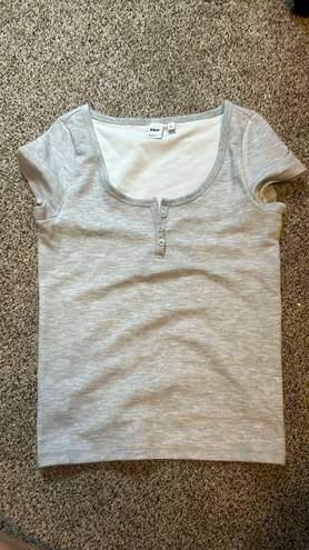 Aritzia Top