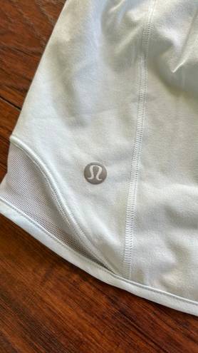 Lululemon Hotty Hot Shorts 4”