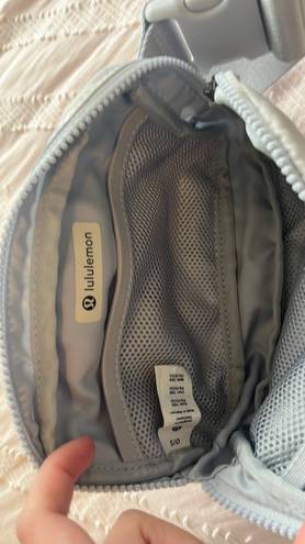 Lululemon Everywhere Belt Bag