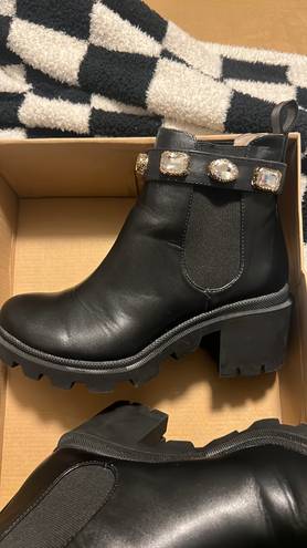 Steve Madden Booties Amulet