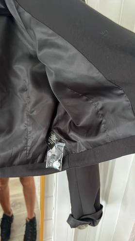 Cropped Black Jacket Size M