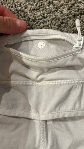 Lululemon Speed Up Shorts 2.5