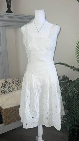 Vintage Charm Gorgeous Vintage Y2K Doen Style White Eyelet Midi Dress