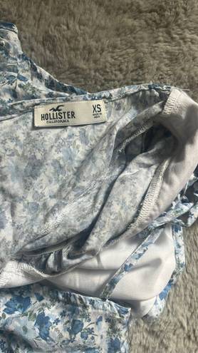 Hollister Floral Top