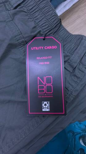 No Boundaries Utility Green Cargos 