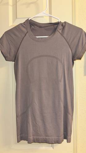 Lululemon Swiftly Tech Short Sleeve