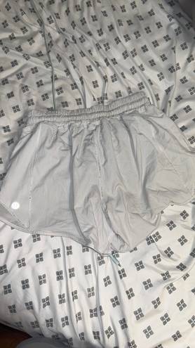 Lululemon Hotty Hot Short 2.5”