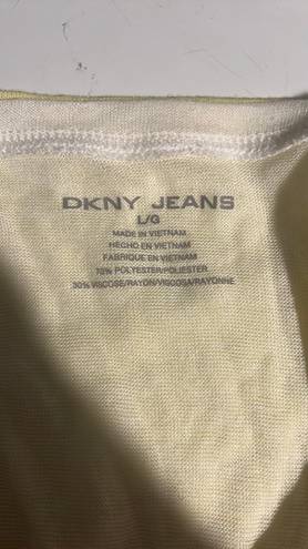 DKNY T-shirt Size L