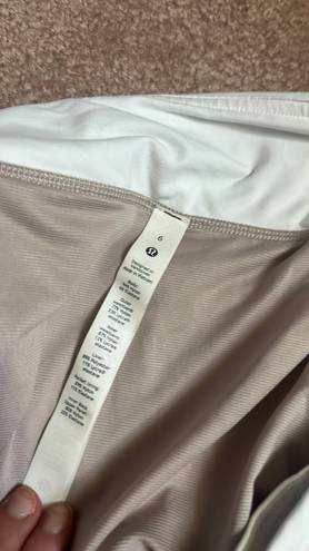 Lululemon White 2.5” Speed Up Shorts