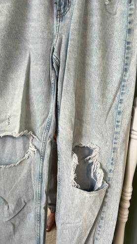 H&M Distressed Jeans