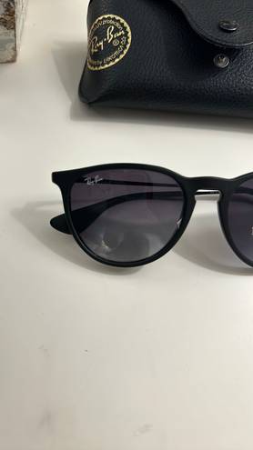 Ray-Ban  SUNGLASSES