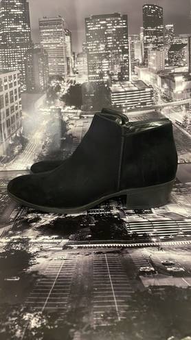 X-Appeal Black Ankle Boots