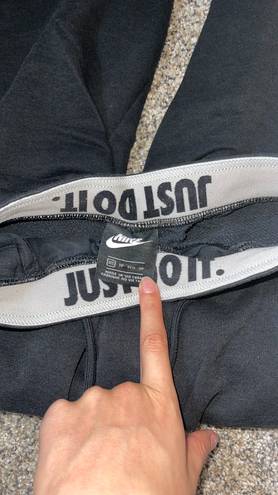 Nike joggers