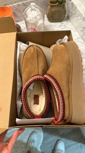 UGG Tasman  Platform Slippers